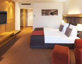 Hotel Dorint Main Taunus Zentrum Frankfurt-Sulzbach