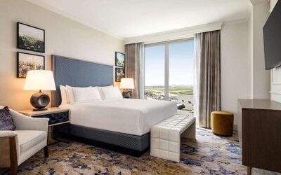 Day use room at Hilton BNA Nashville Airport Terminal.
