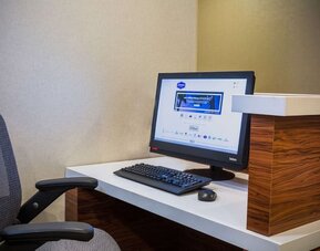Business center available at Hampton Inn Atlantic City Absecon, NJ.