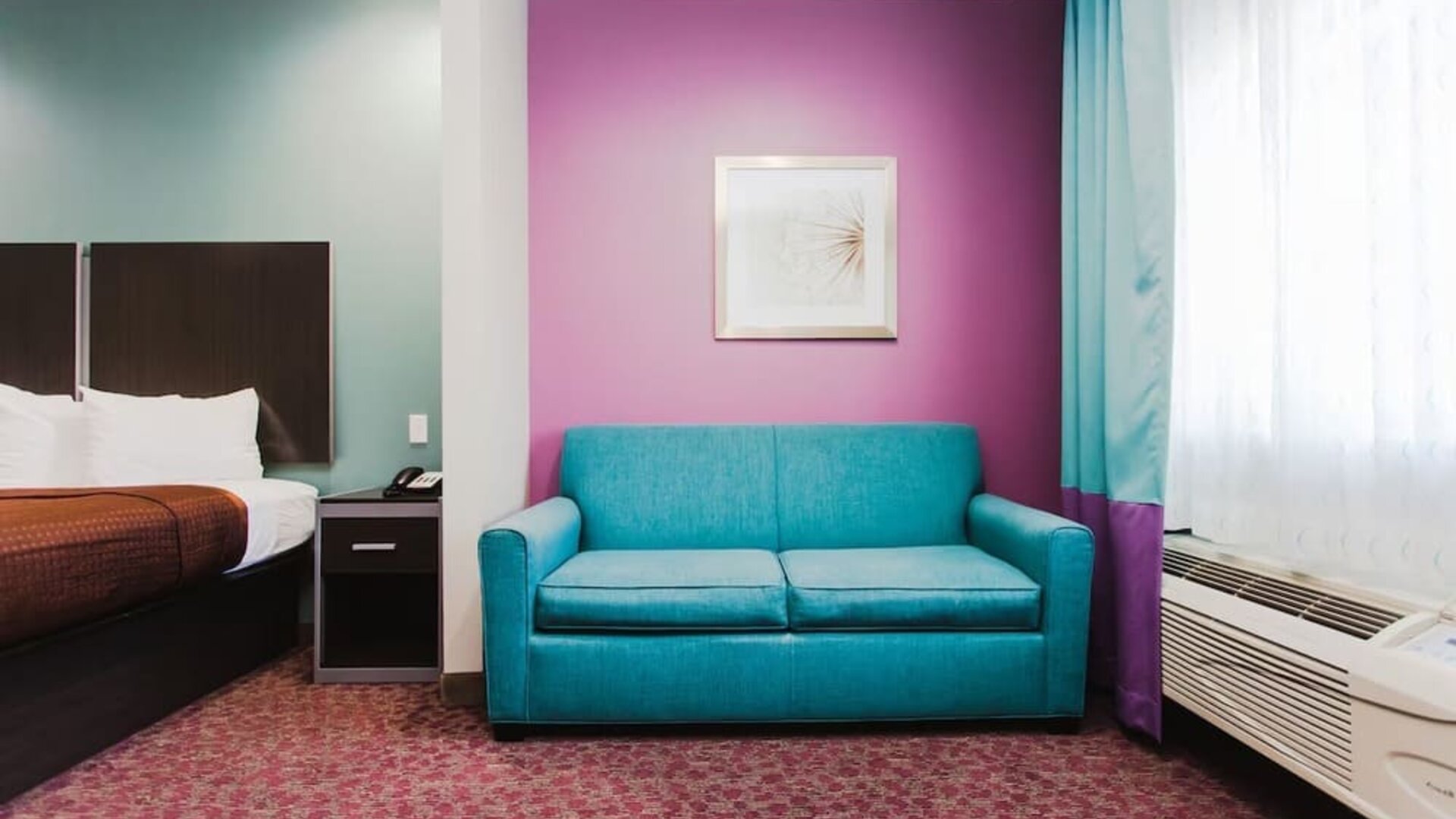 Lounge seating at Express Inn - Spring.