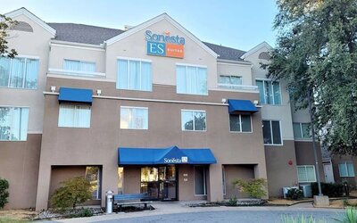Exterior of Sonesta ES Suites Dallas Medical Market Center.
