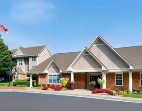 Exterior of Sonesta ES Suites Atlanta Alpharetta North Point Mall.