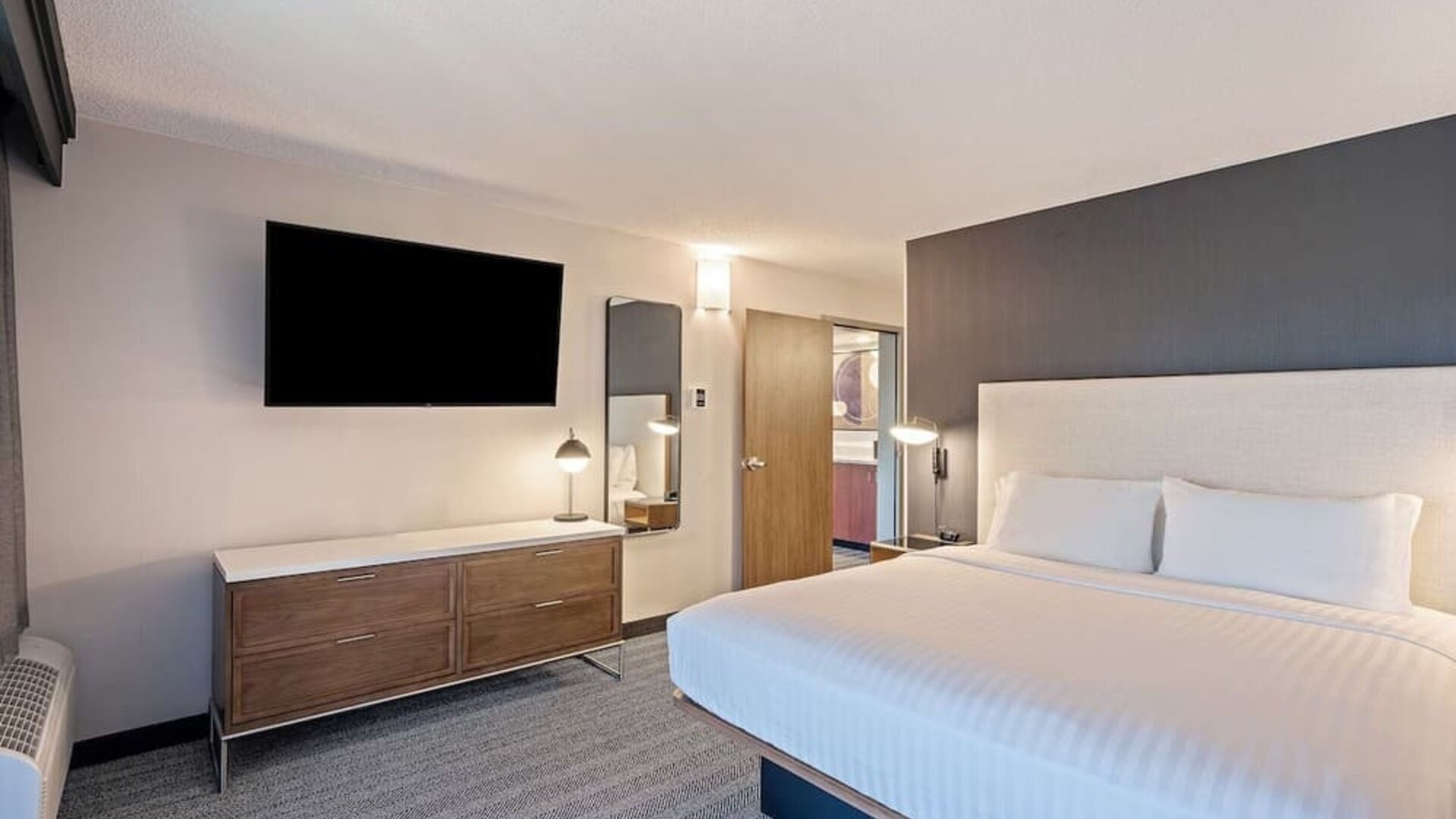 Day use room with guest bathroom at Sonesta Select Pleasant Hill.