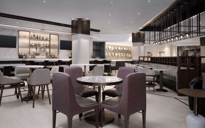 Hotel bar at Hilton Crystal City At Washington Reagan National Airport.