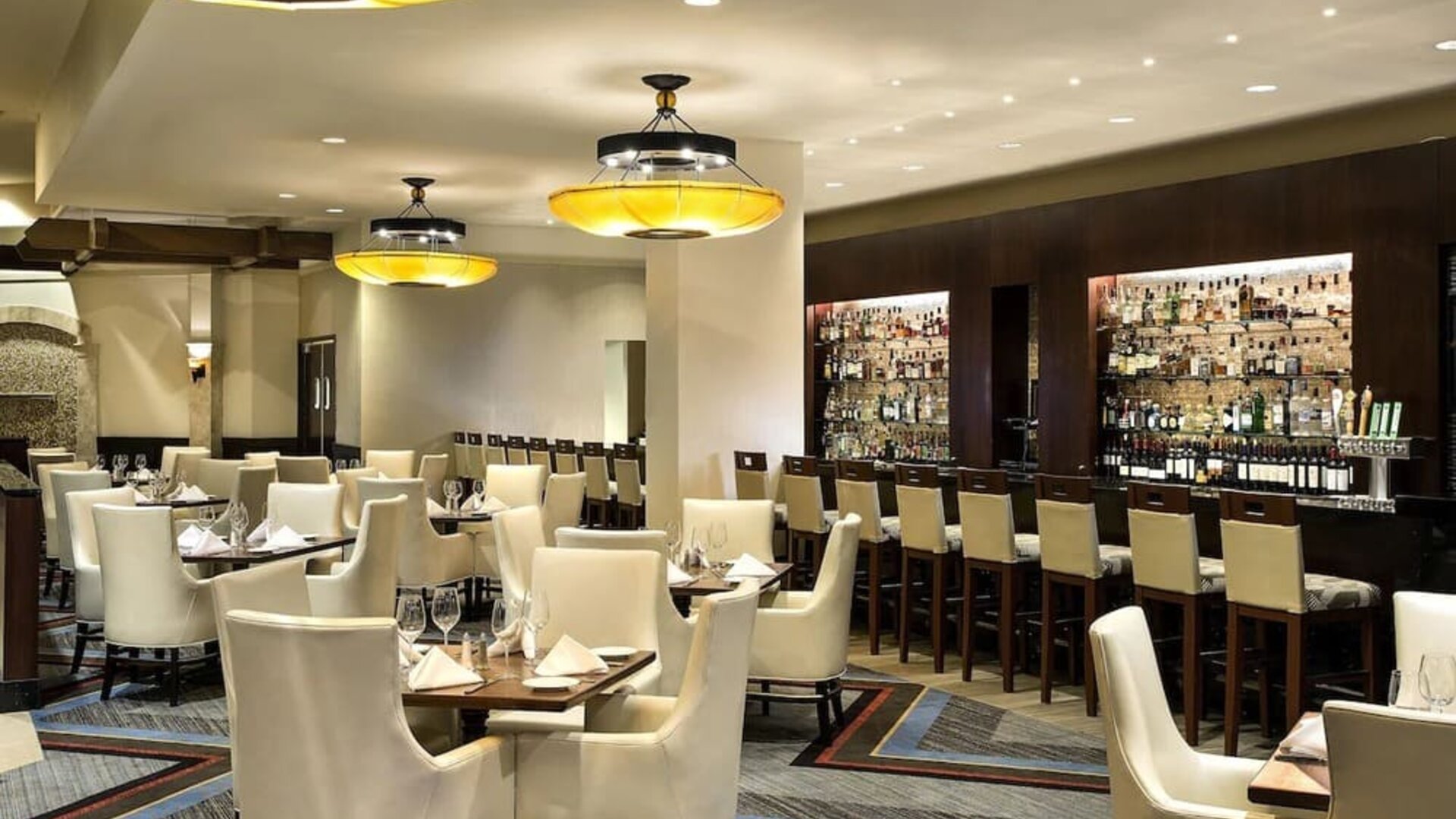 Hotel bar at Hilton Bellevue.