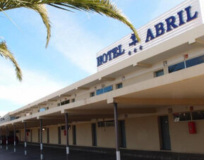Hospedium Hotel Abril