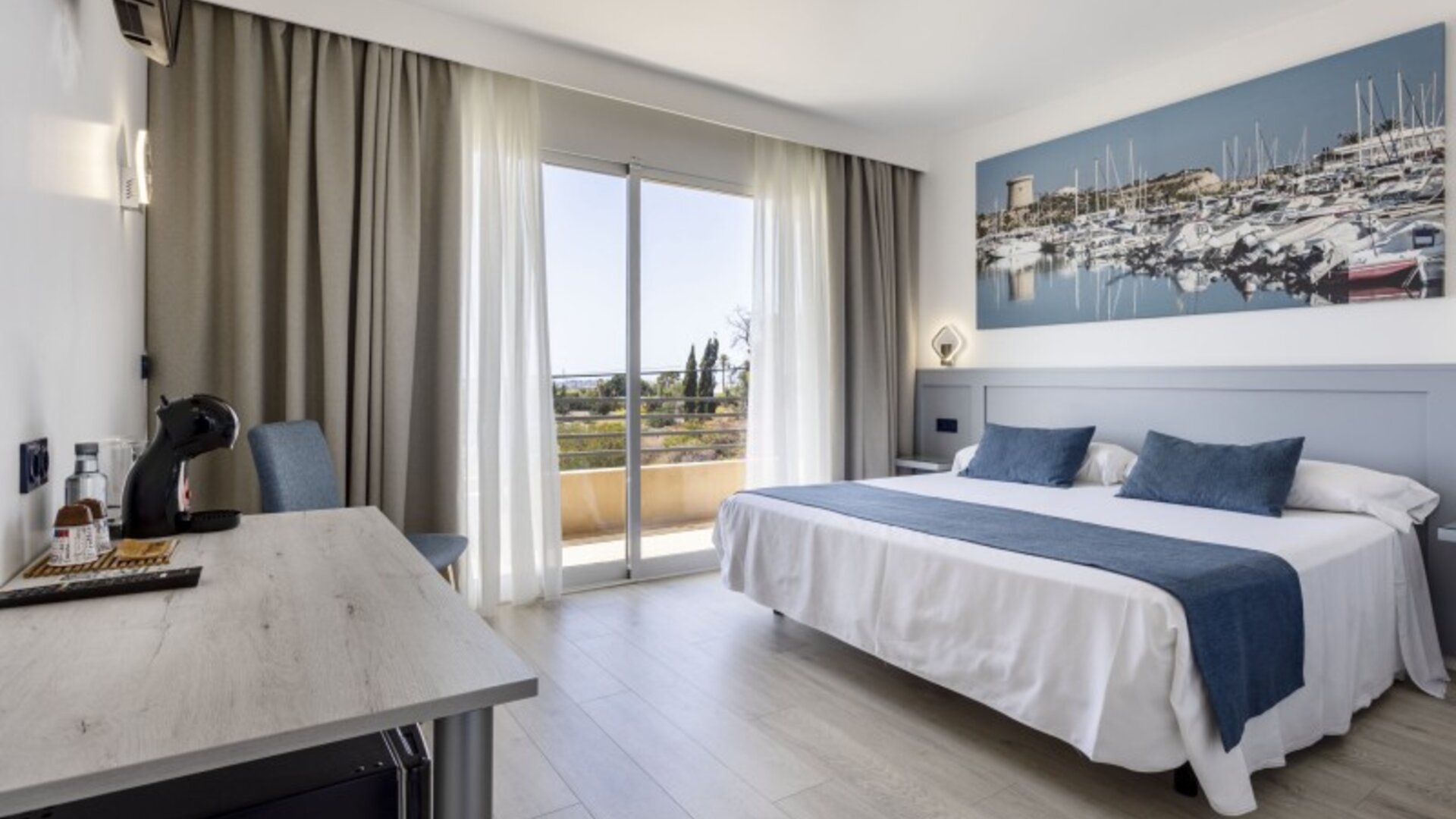 Hospedium Hotel Abril