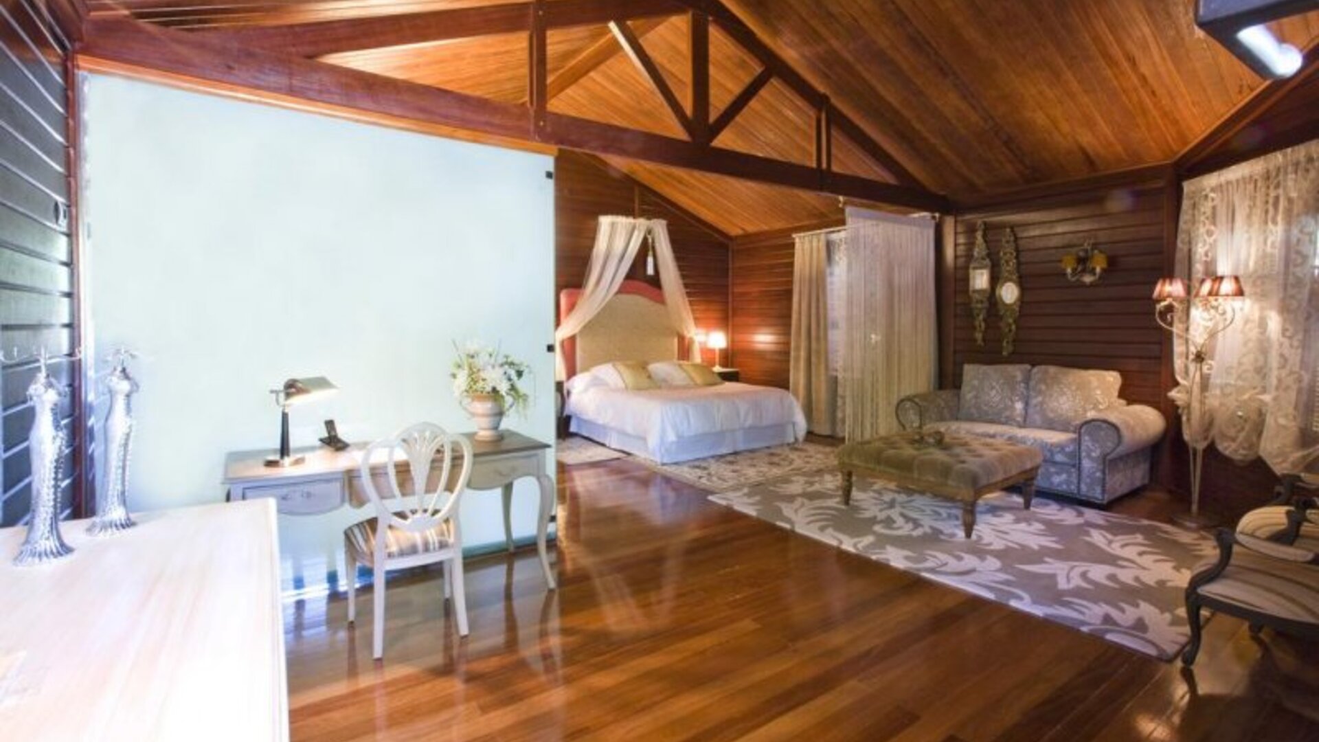 Hotel Complejo La Cigueña