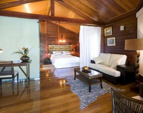 Hotel Complejo La Cigueña