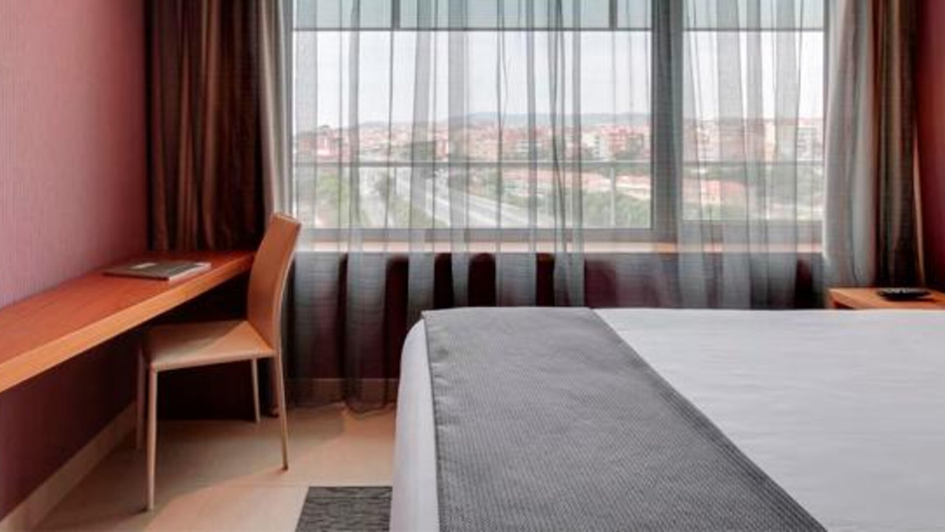 Hotel Badalona Tower