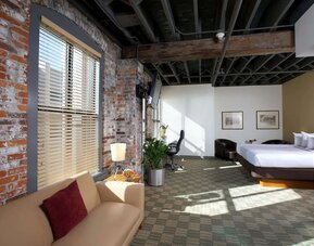 Day use suite with lounge area at Sonesta Columbus Downtown.