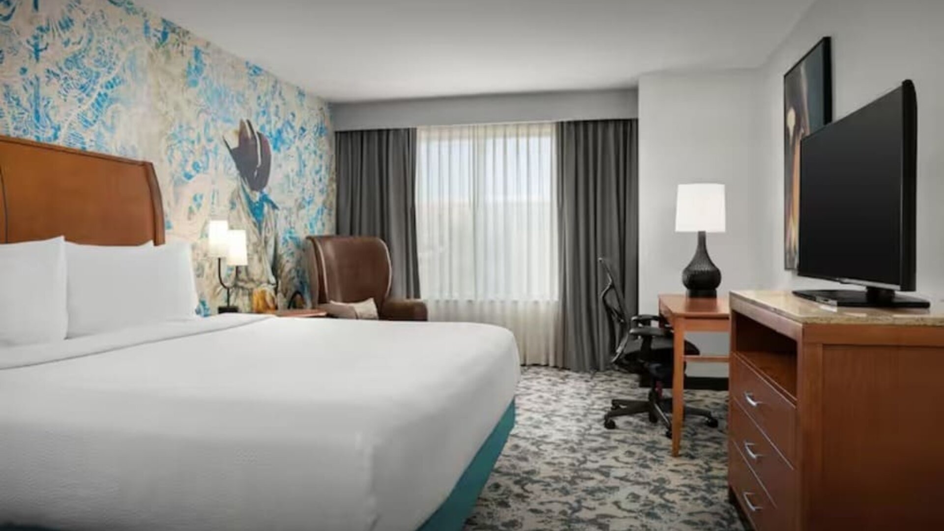 Day use room with work desk at Hilton Garden Inn Fort Worth Medical Center.