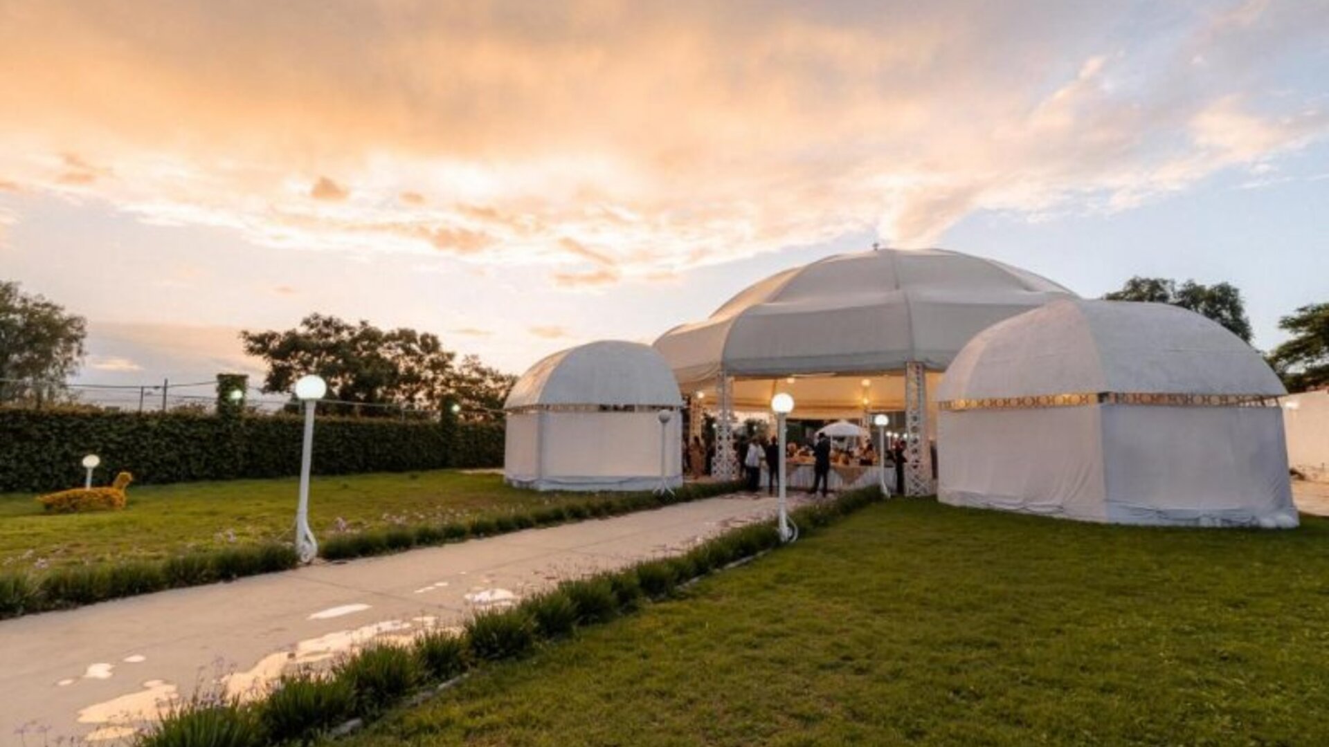 Villas del Sol Hotel