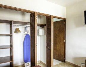 Villas del Sol Hotel