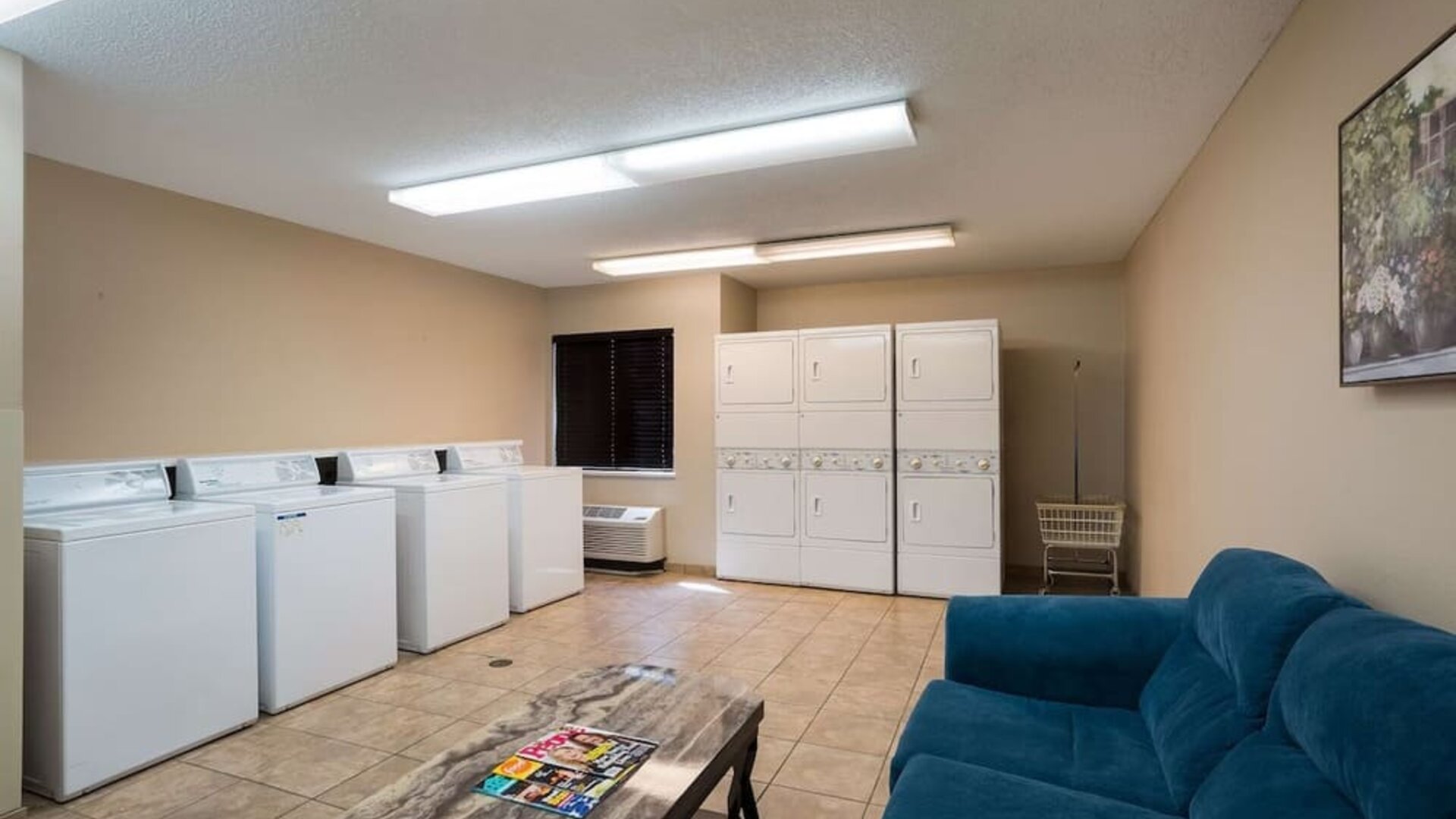 Laundry service is available for guests at Sonesta Simply Suites Des Moines.