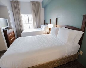 Day use twin room at Sonesta ES Suites Atlanta Alpharetta Avalon.