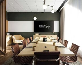 Professional meeting room at Sonesta Los Angeles Airport LAX.