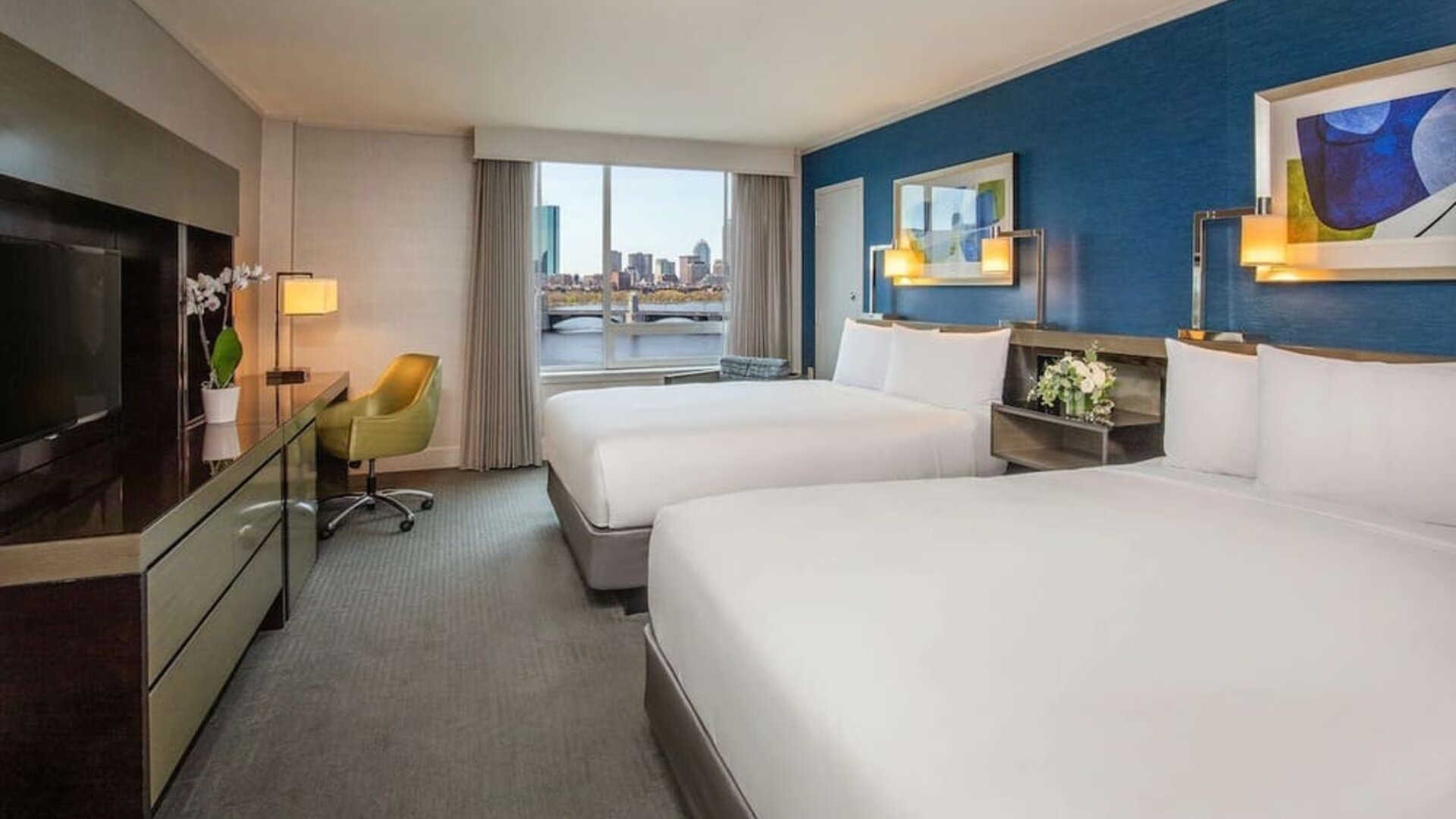 Bright and spacious day use twin room at Royal Sonesta Boston.
