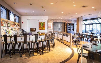 On-site bar at Royal Sonesta Boston.