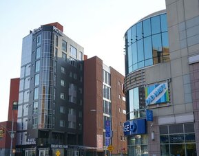 Exterior view of Starlight Hotel.