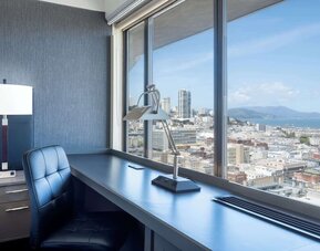 Work desk inside day use room with amazing view at Hilton San Francisco Financial District.