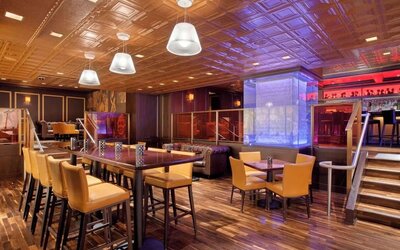 Dining area perfect for coworking at Palmer House A Hilton Hotel.