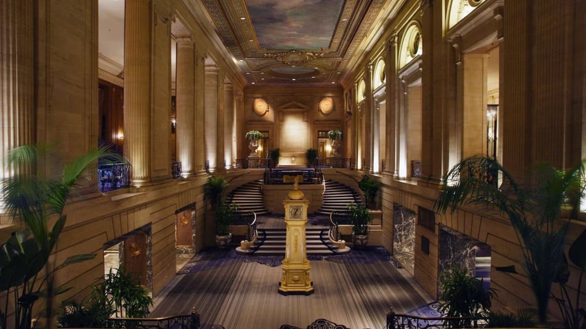 Majestic lobby of Hilton Chicago.
