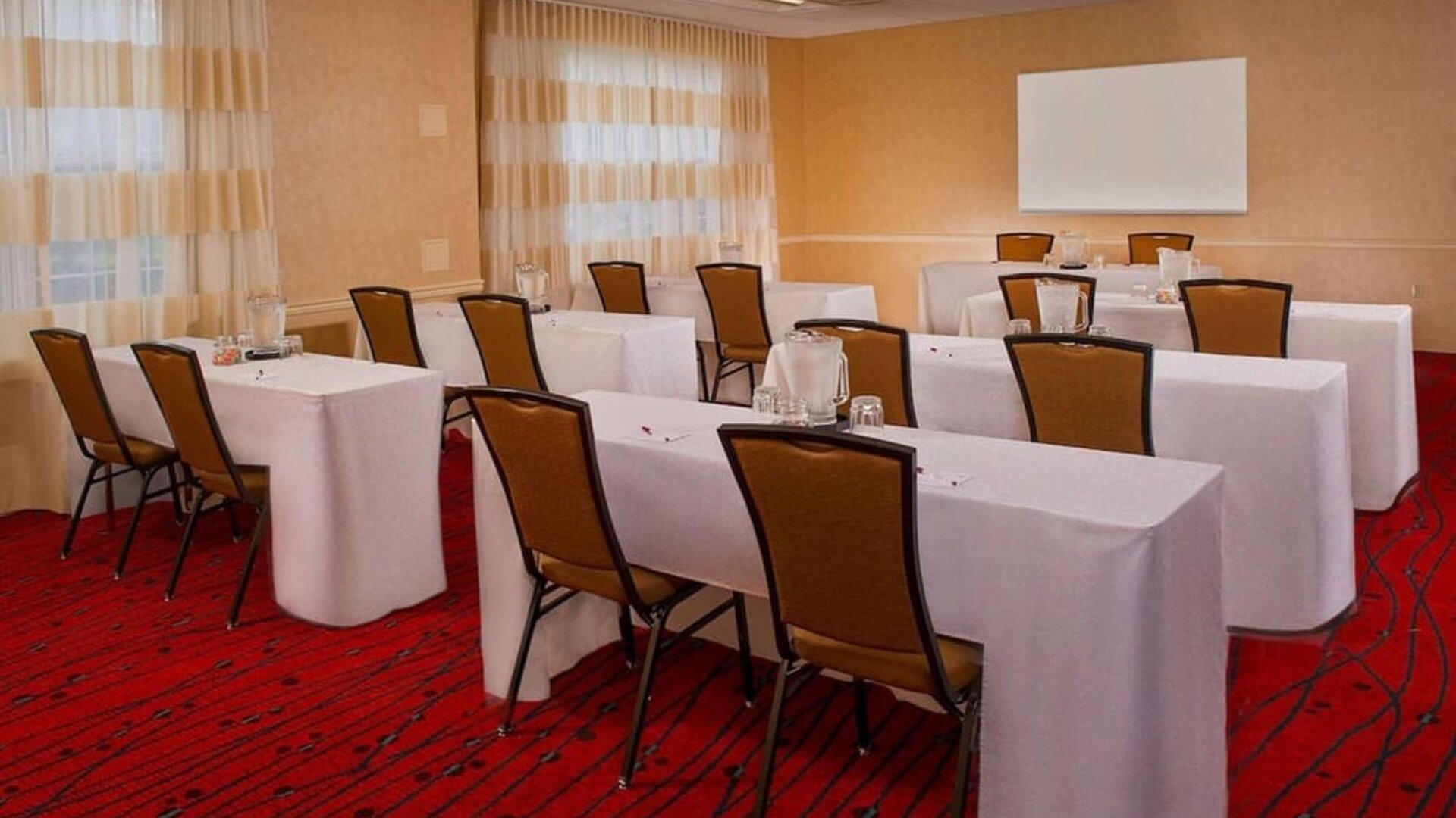 Professional meeting room at Sonesta ES Suites Baltimore BWI Airport.