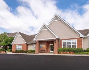 Exterior and parking area at Sonesta ES Suites Baltimore BWI Airport.