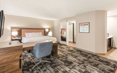 Day use room at Hampton Inn & Suites Benton Harbor.