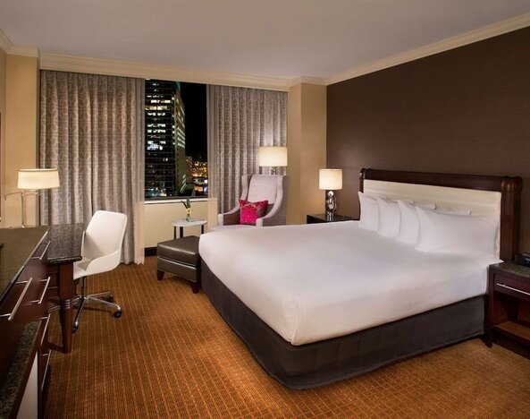 King bed at Hilton Minneapolis.