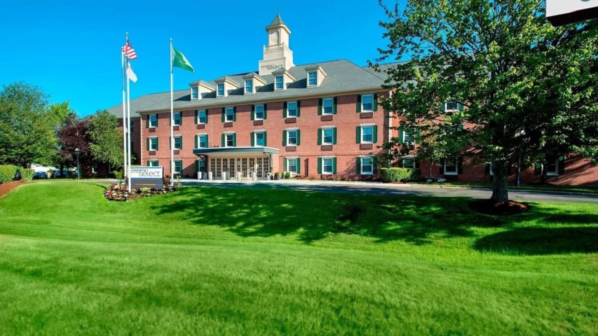 Exterior of Sonesta Select Boston Danvers.