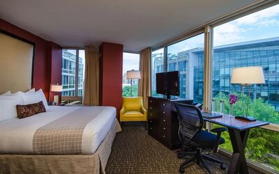 Day use room with work desk and a great view of the city at Beacon Hotel.