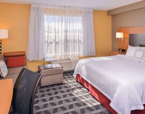 Day use room at Towneplace Suites By Marriott Arundel Mills.