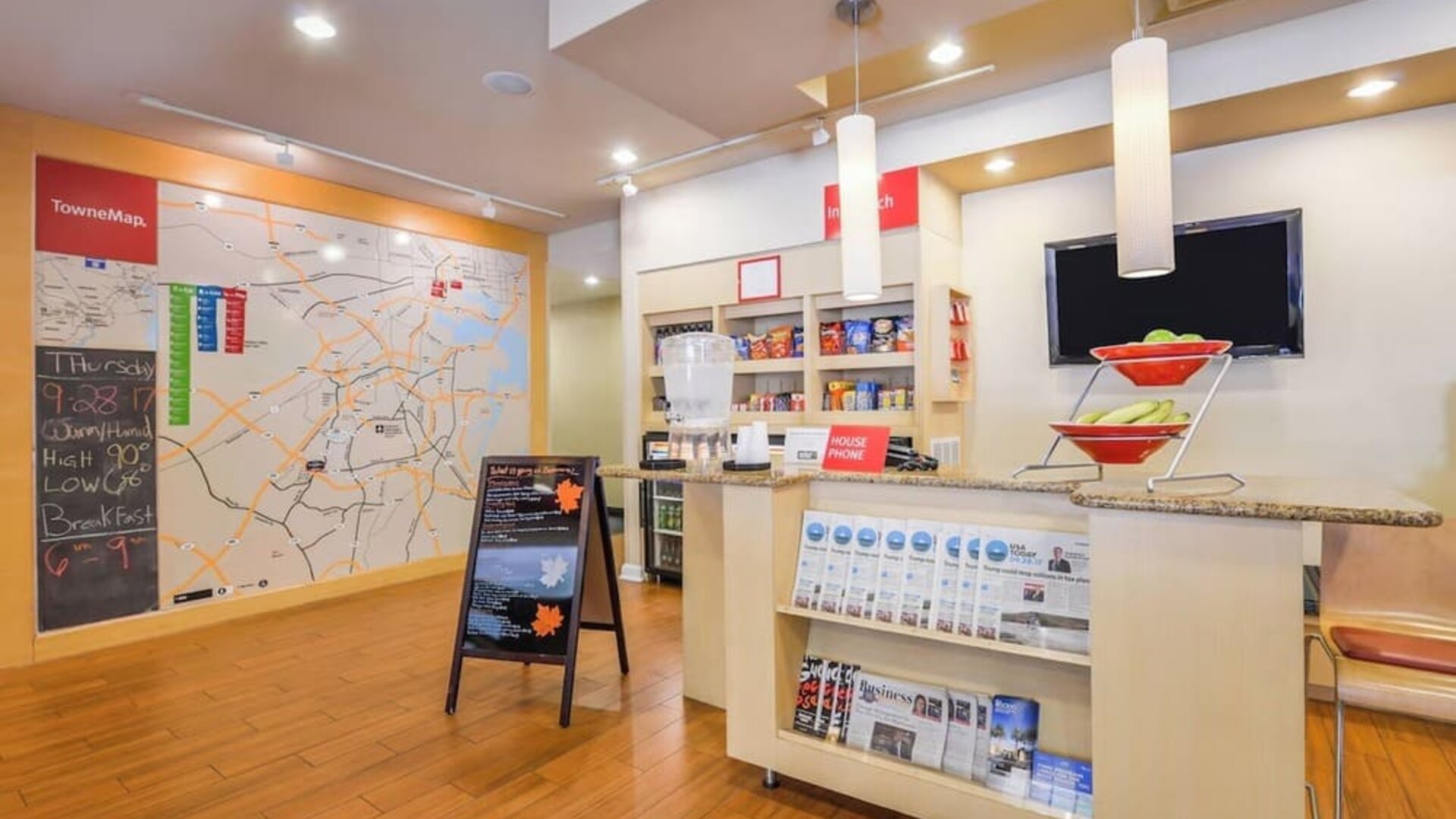 Hotel reception at Towneplace Suites By Marriott Arundel Mills.