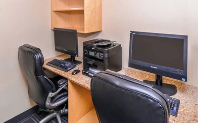 Business center at Towneplace Suites By Marriott Arundel Mills.