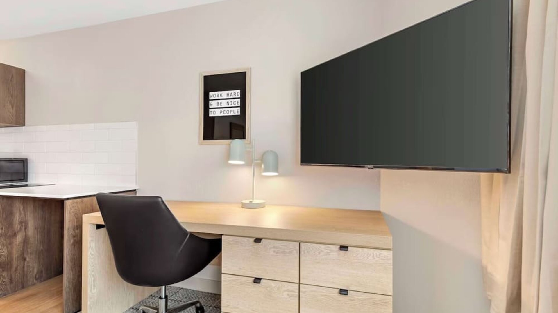 Day use room's workspace at Sonesta Simply Suites Baltimore BWI Airport.