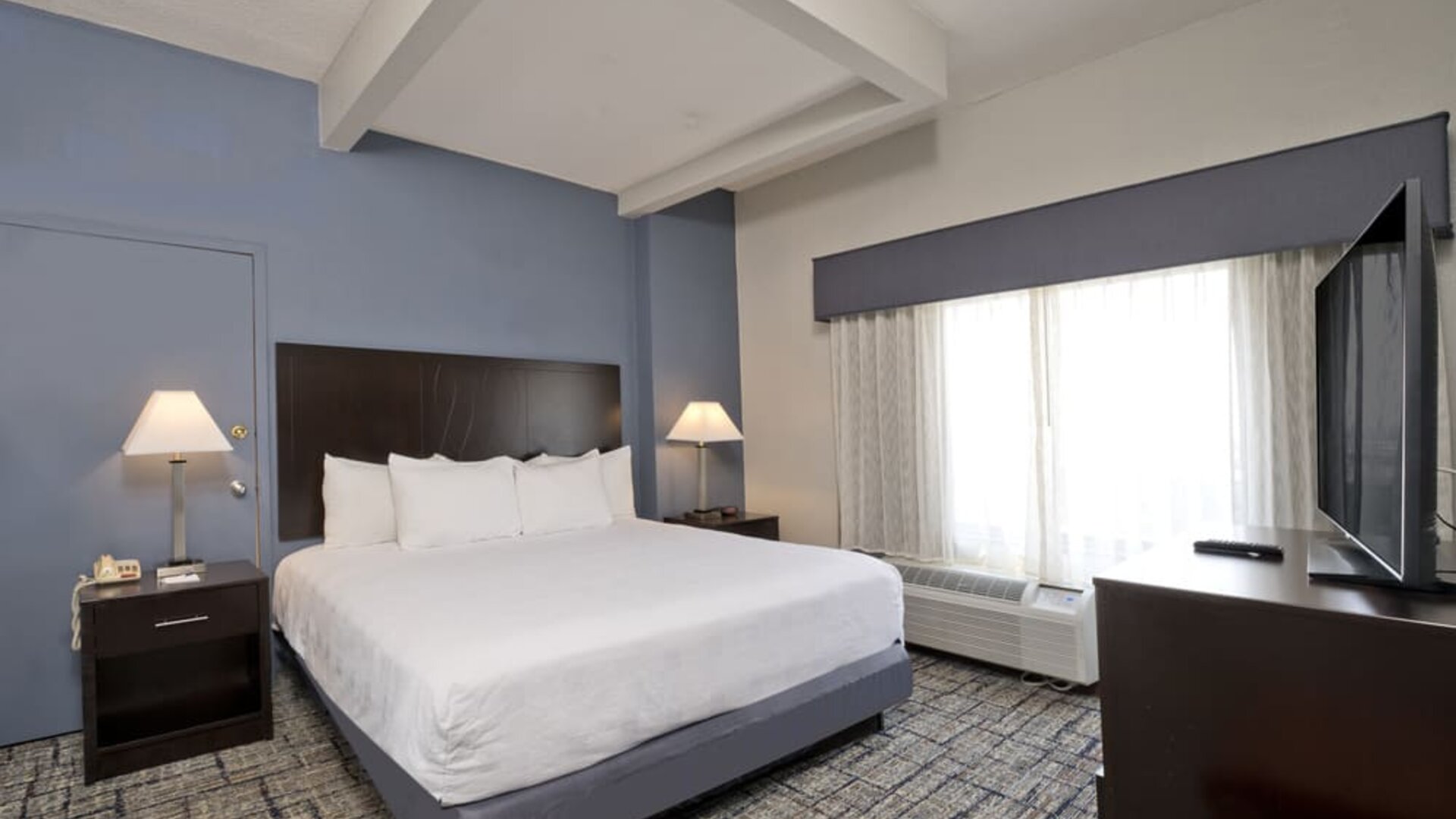 Day room at Best Western Plus Hotel & Conference Center.