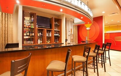 Bar on-site at Holiday Inn Aurora North- Naperville.