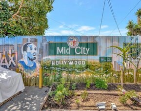 Wall mural at Mid City Inn - Los Angeles.