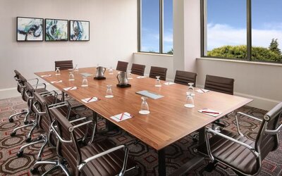 Meeting room at Crowne Plaza Dallas Market Ctr - Love Field.