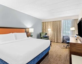 Bright and spacious day use room with work desk at Hampton Inn Chicago/Naperville.