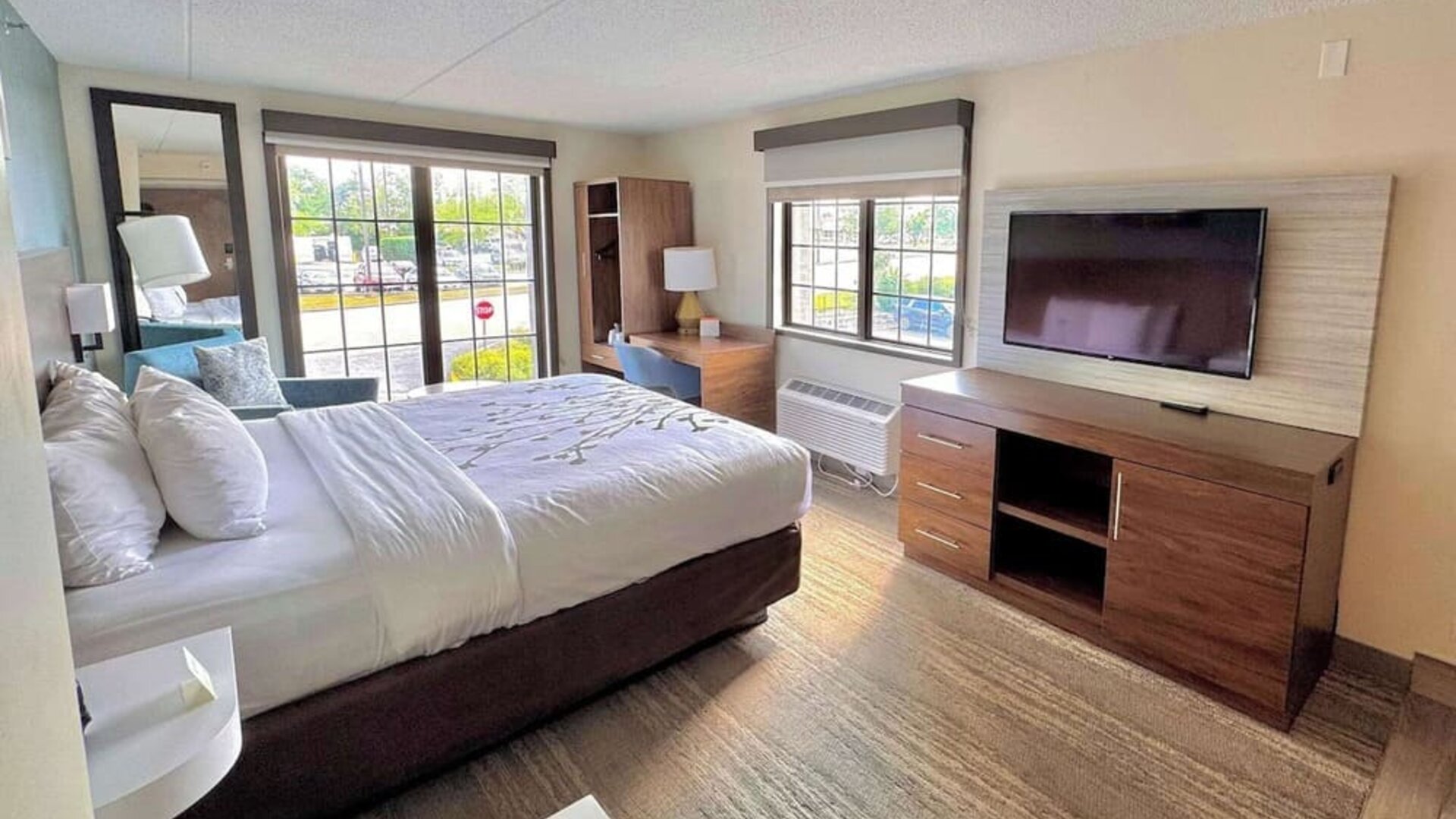 Day use room with workspace at Sleep Inn Oakbrook Terrace.