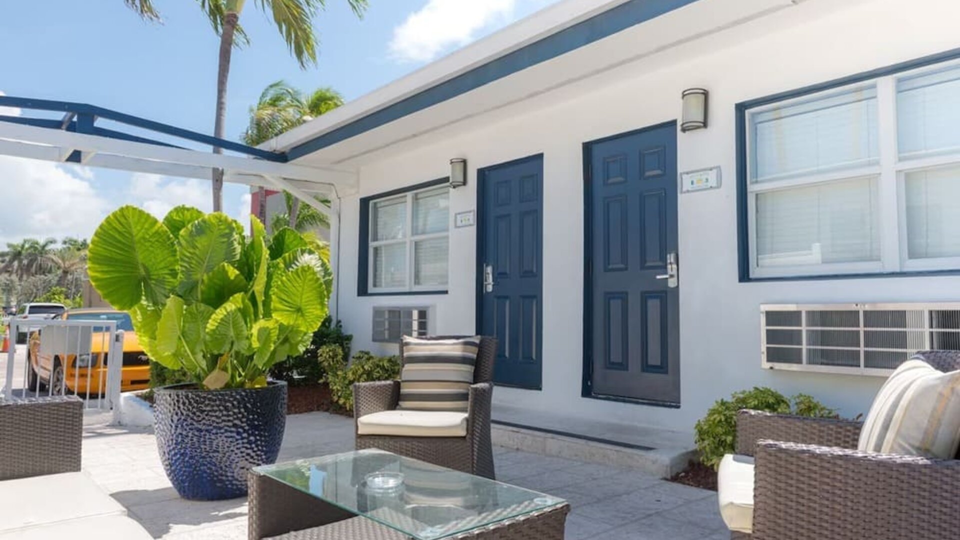 Outdoor seating at Hollywood Beach Suites, A South Beach Group Hotel.