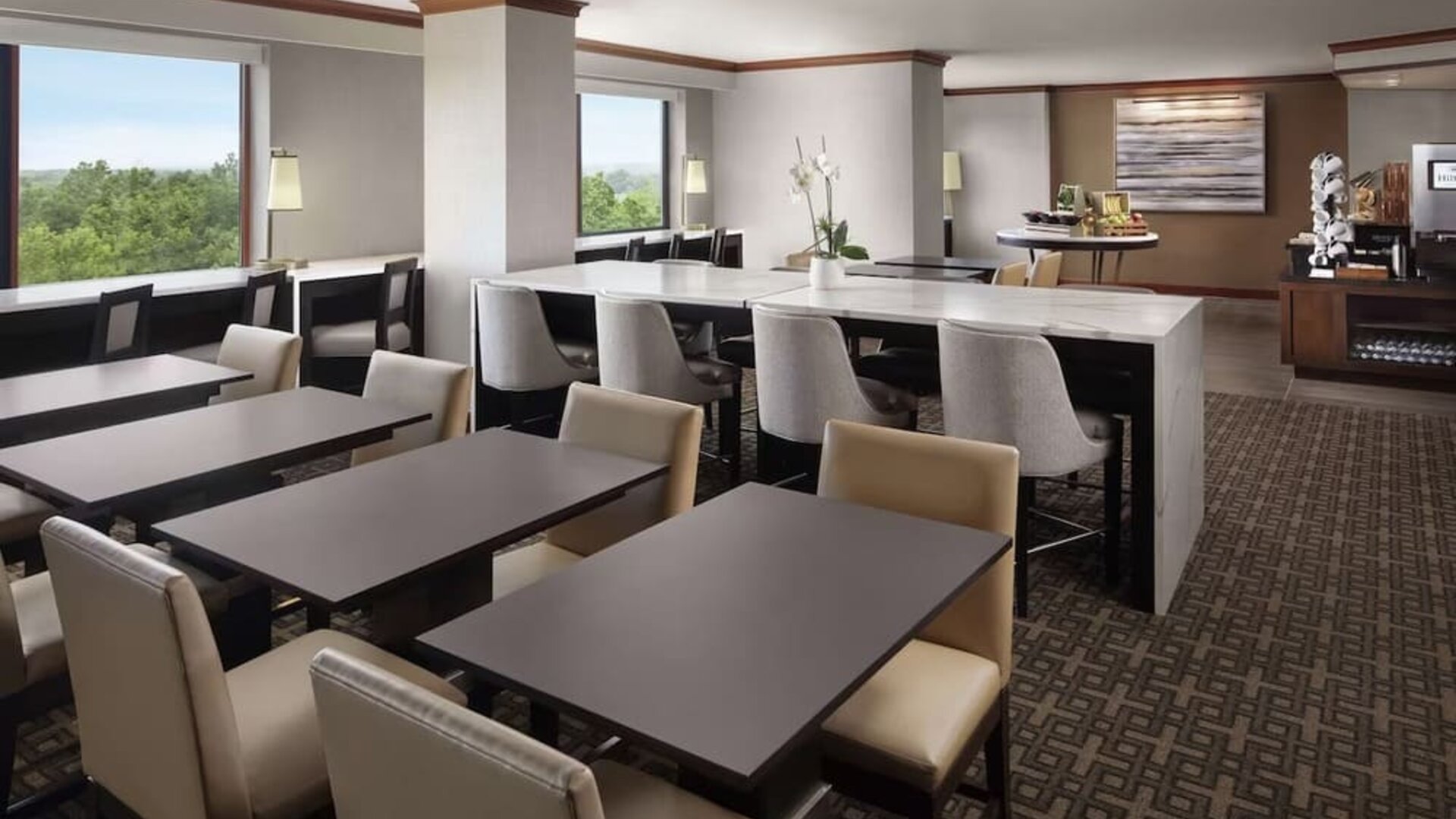 Dining area at Hilton Short Hills.