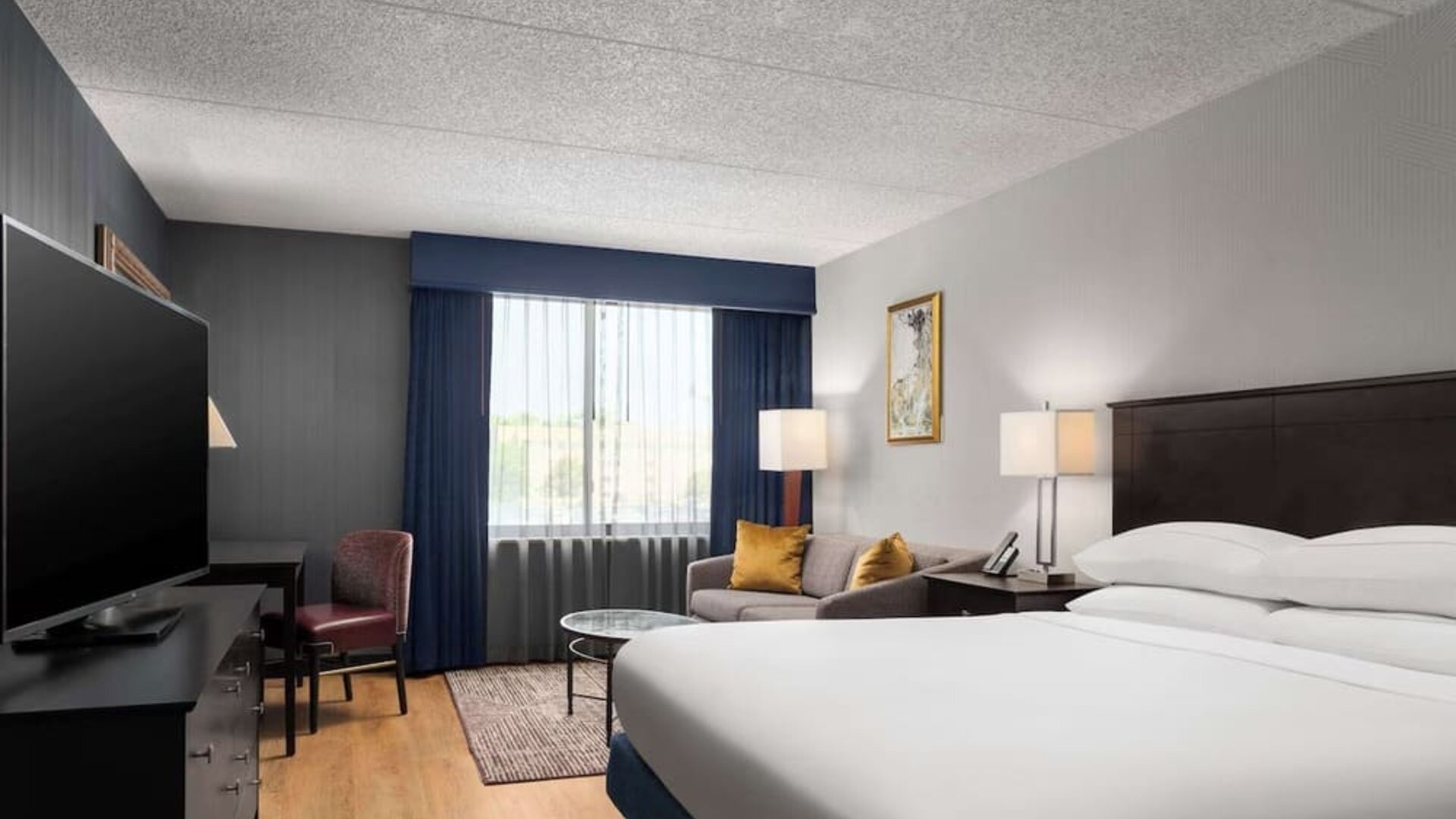 Day use room with work desk at DoubleTree By Hilton Hartford - Bradley Airport.