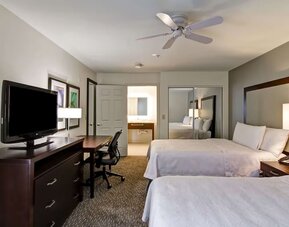 Day use twin room at Homewood Suites By Hilton Newark-Cranford