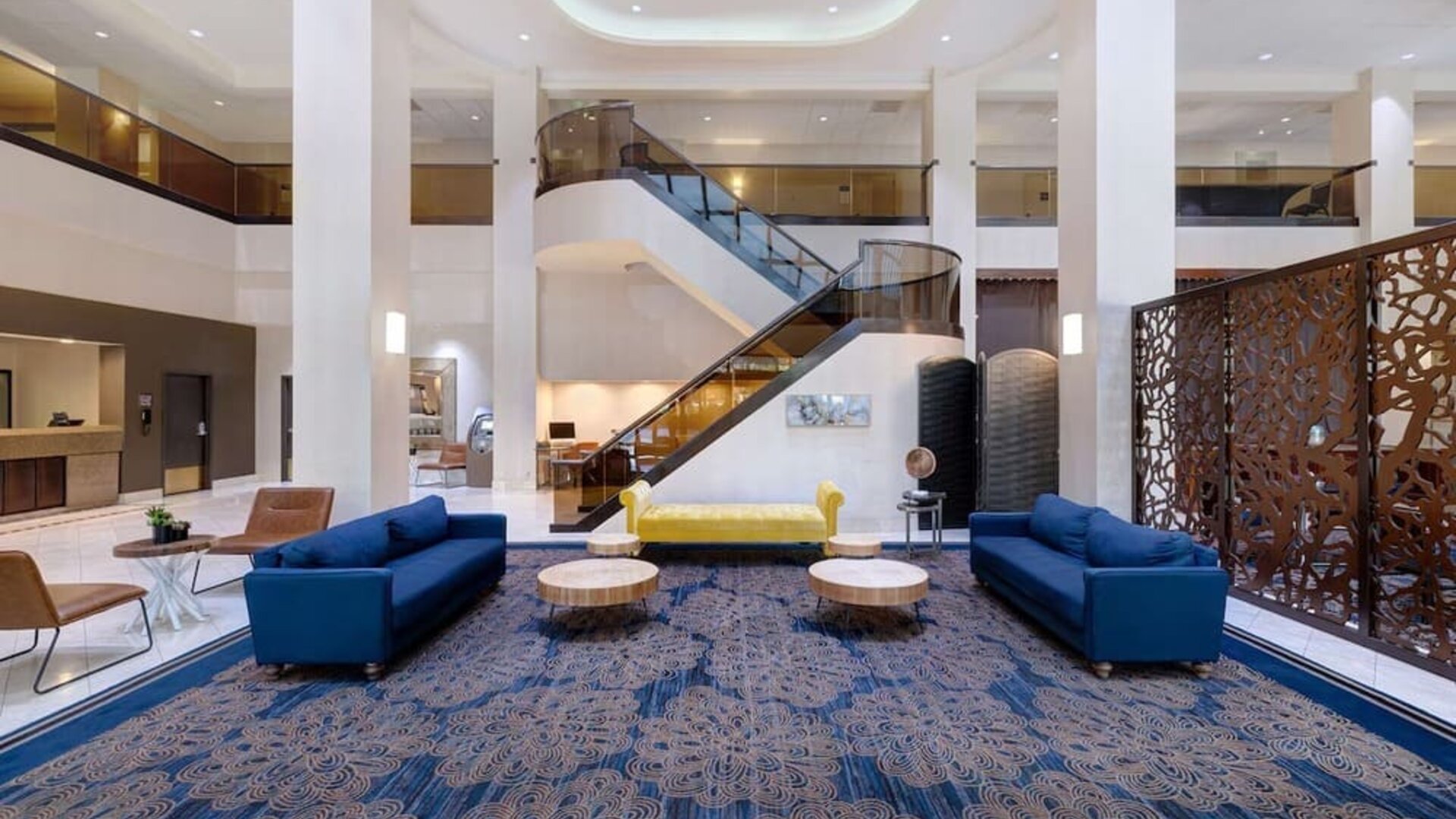 Lounge and coworking space at Embassy Suites By Hilton Santa Clara Silicon Valley.