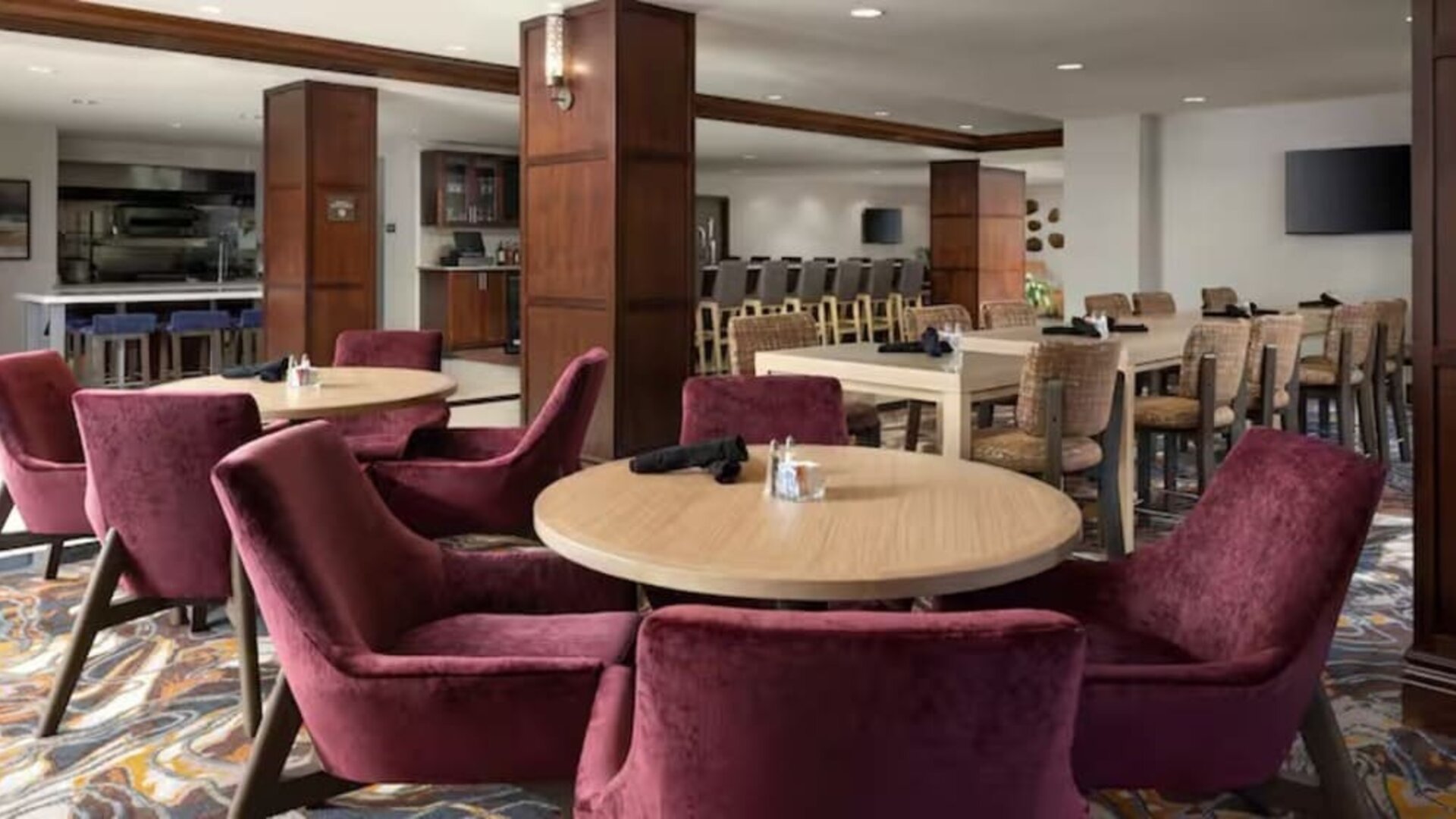 On-site restaurant at Hilton Garden Inn Shreveport Bossier City.
