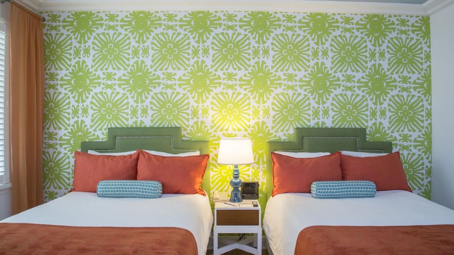 Day use twin room at Circa 39 Hotel.